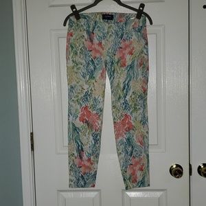 Old Navy Pixie Pant